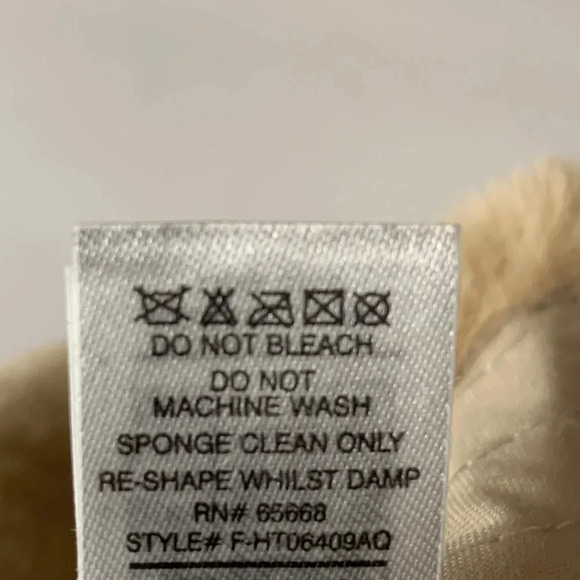 FILA Baseball Cap Faux Fur New - Picture 9 of 9